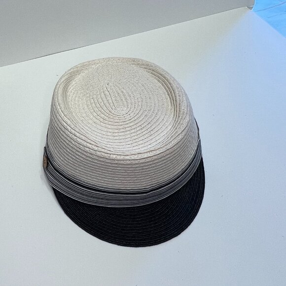 D&Y Straw Newsboy cap in Ivory and Navy Blue - Picture 11 of 11